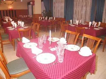 Hotel Aranypart Szallo-koezoessegi Szallashely Siófok